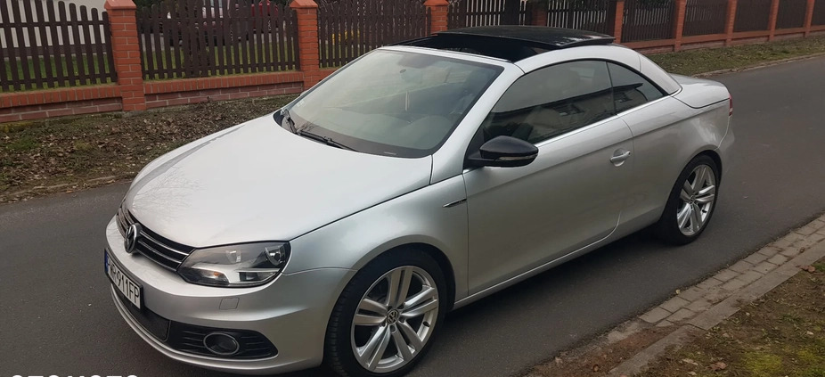 Volkswagen Eos cena 36500 przebieg: 134800, rok produkcji 2011 z Września małe 781